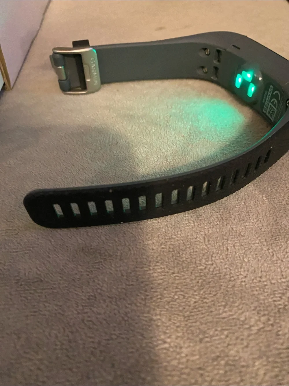 Sale ‼️ Garmin Vivosmart HR+ Fitness Tracker Black